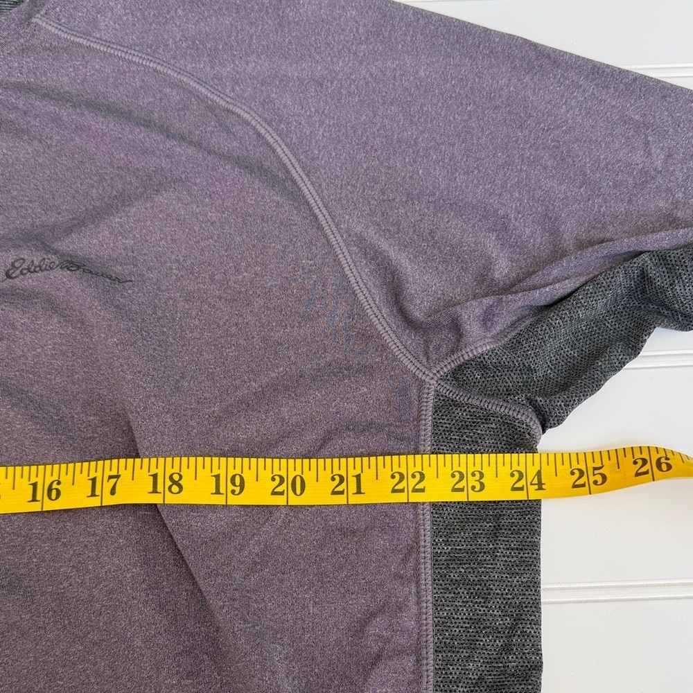 (139)Eddie Bauer Men’s Short-Sleeve Performance Tee - Plum with Charcoal Panels - Picture 4 of 5